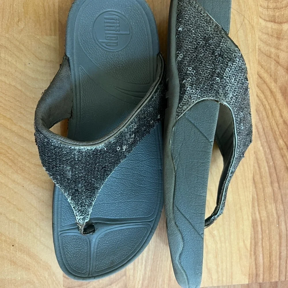FitFlop Electra Grey Sequin sandals sz 7